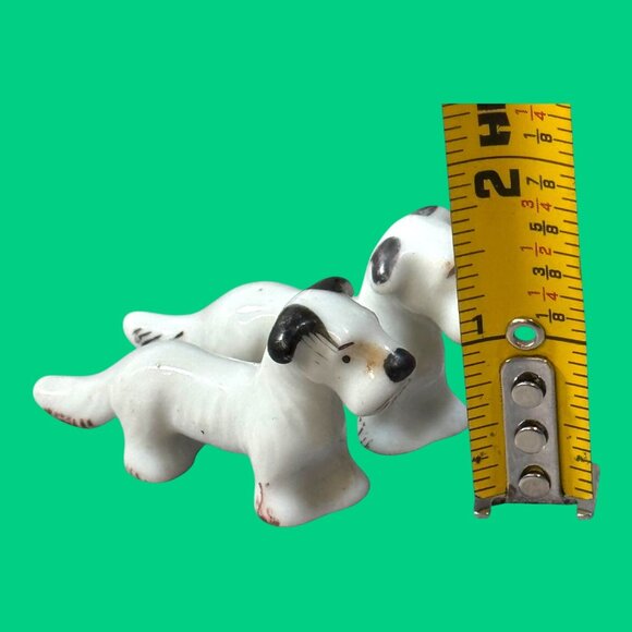 Vintage Japan Ceramic Dog Figurines 2.5" Long Set Of 2 Terrier Spaniel Mini - Picture 3 of 8